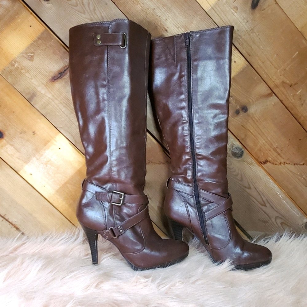 Kate Preston Heeled Knee-high Boots Lola Brown